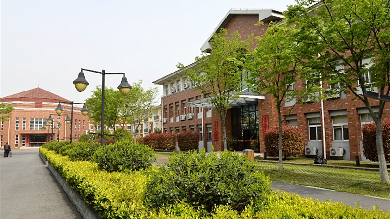 江苏丹阳市红叶颐馨园