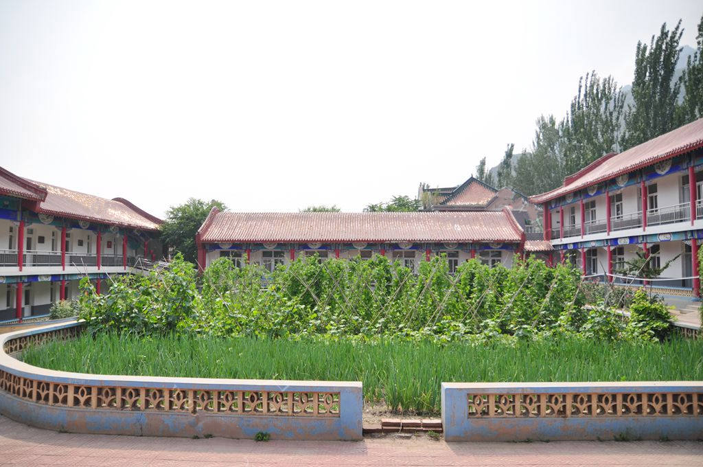 北京市延庆区张山营镇龙聚山庄敬老院
