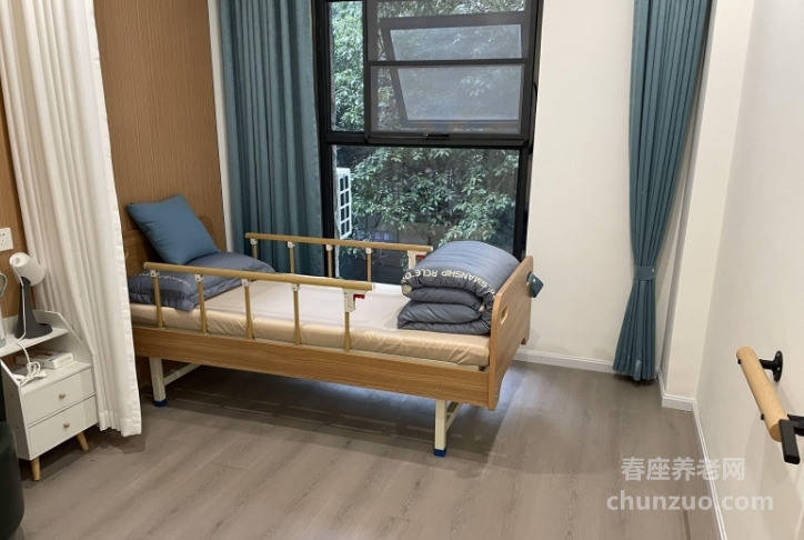 武侯区红牌楼街道龙腾社区养老服务综合体