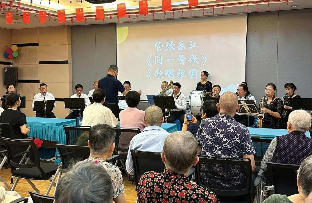 包食宿又清凉：养老院里“过暑假”，老人舒心，家人安心！