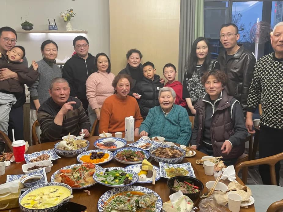 悦享新年·春驻九如｜九如城杭州公司银龄欢腾闹新春