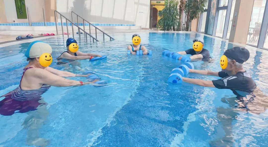 水疗康复怎么做的悦之府汤泉运动水疗训练，焕活长者身心的康养绿洲_https://www.jmylbn.com_新闻资讯_第8张