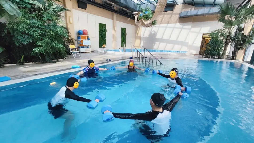 水疗康复怎么做的悦之府汤泉运动水疗训练，焕活长者身心的康养绿洲_https://www.jmylbn.com_新闻资讯_第9张