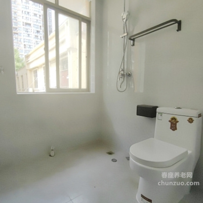 中南路街晒湖社区爱心养老院